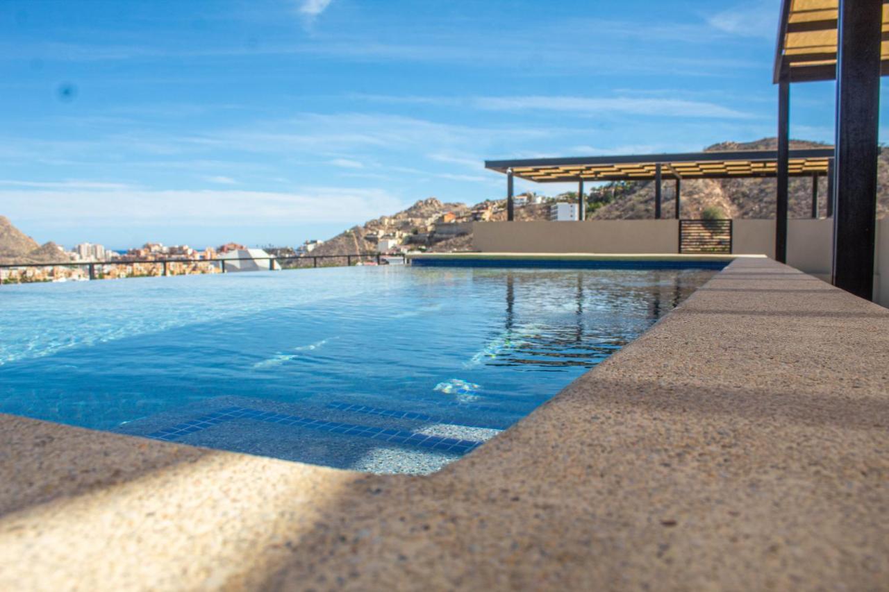 New Condo W/Rooftop Pool & View Cabo San Lucas Eksteriør billede